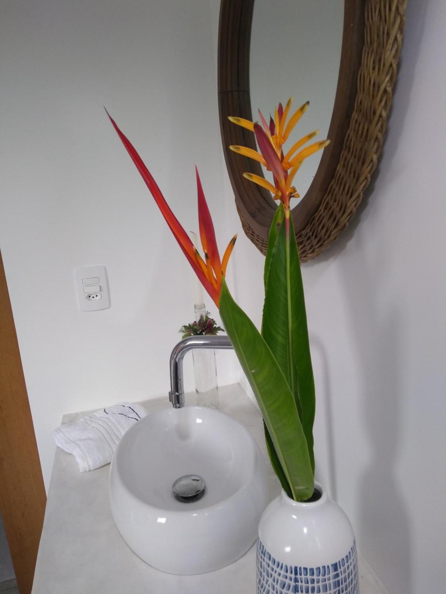 Almas Gemeas Suite Com Cozinha Praia Da Ribeira Angra dos Reis Esterno foto