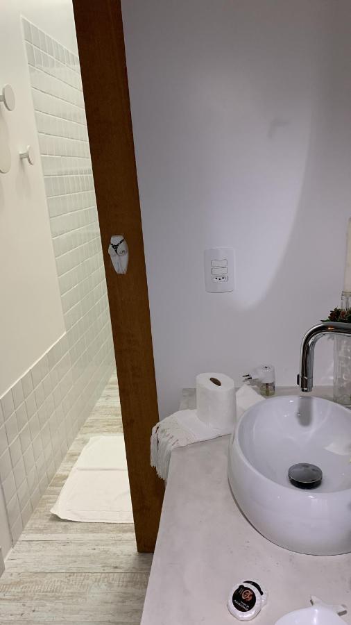Almas Gemeas Suite Com Cozinha Praia Da Ribeira Angra dos Reis Esterno foto