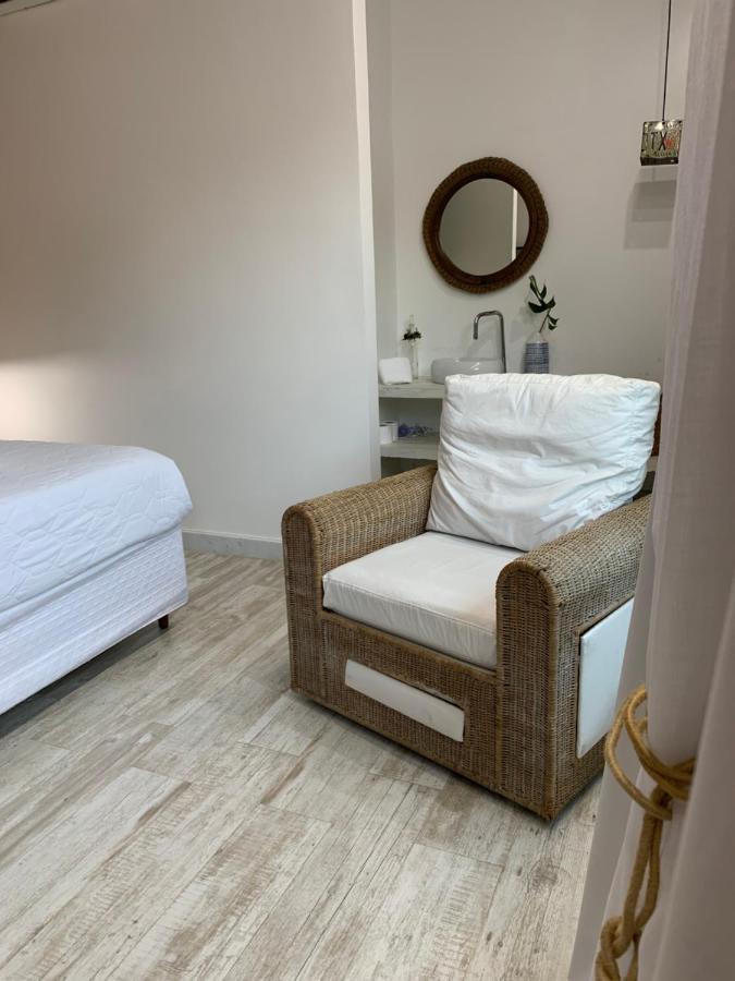 Almas Gemeas Suite Com Cozinha Praia Da Ribeira Angra dos Reis Esterno foto