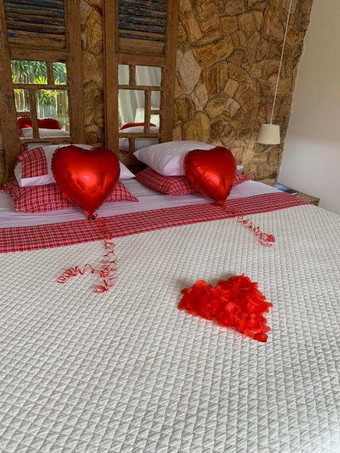 Almas Gemeas Suite Com Cozinha Praia Da Ribeira Angra dos Reis Esterno foto