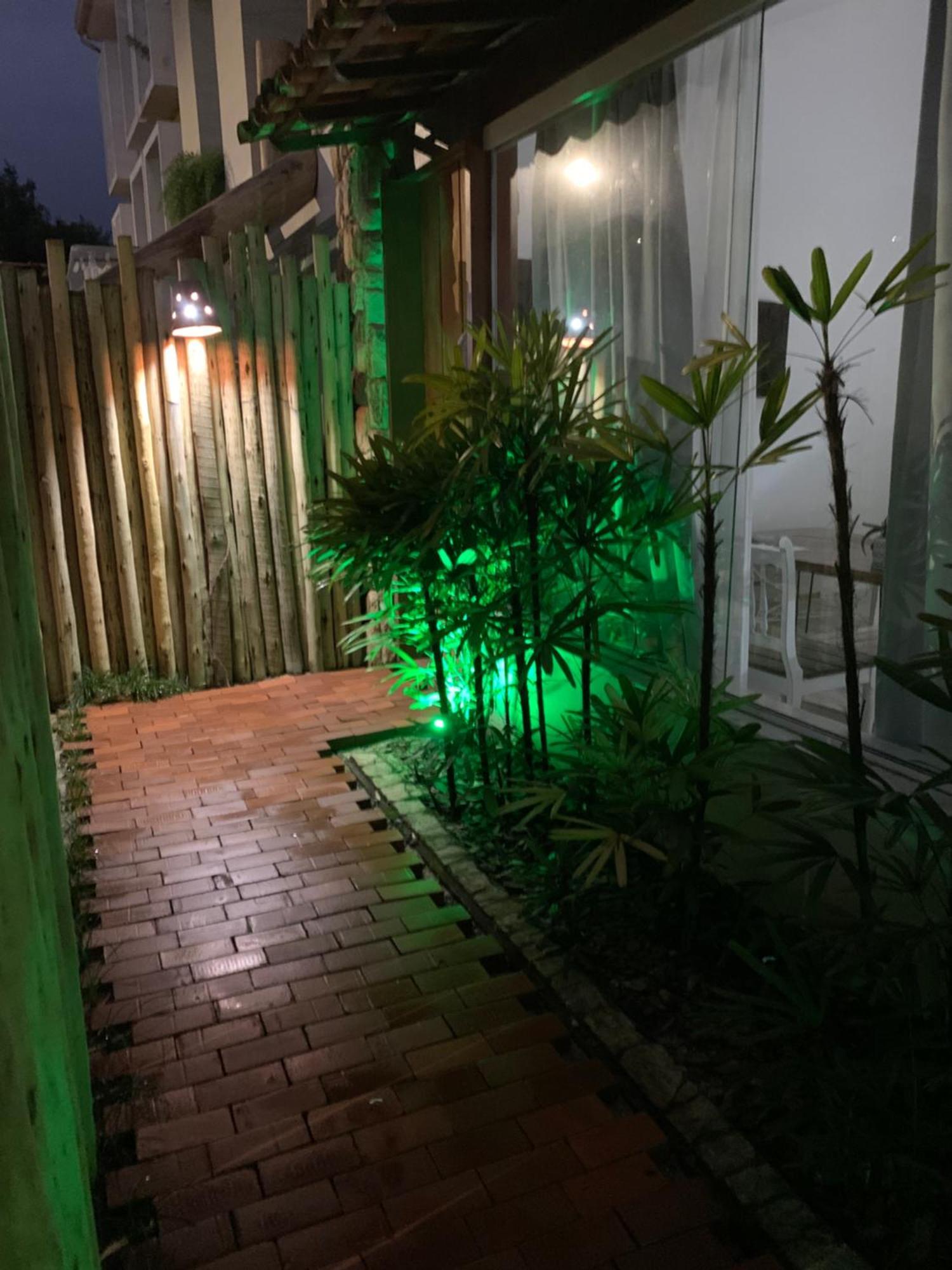 Almas Gemeas Suite Com Cozinha Praia Da Ribeira Angra dos Reis Esterno foto